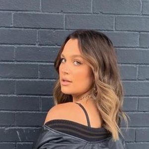 Meet your Posher, Brooke